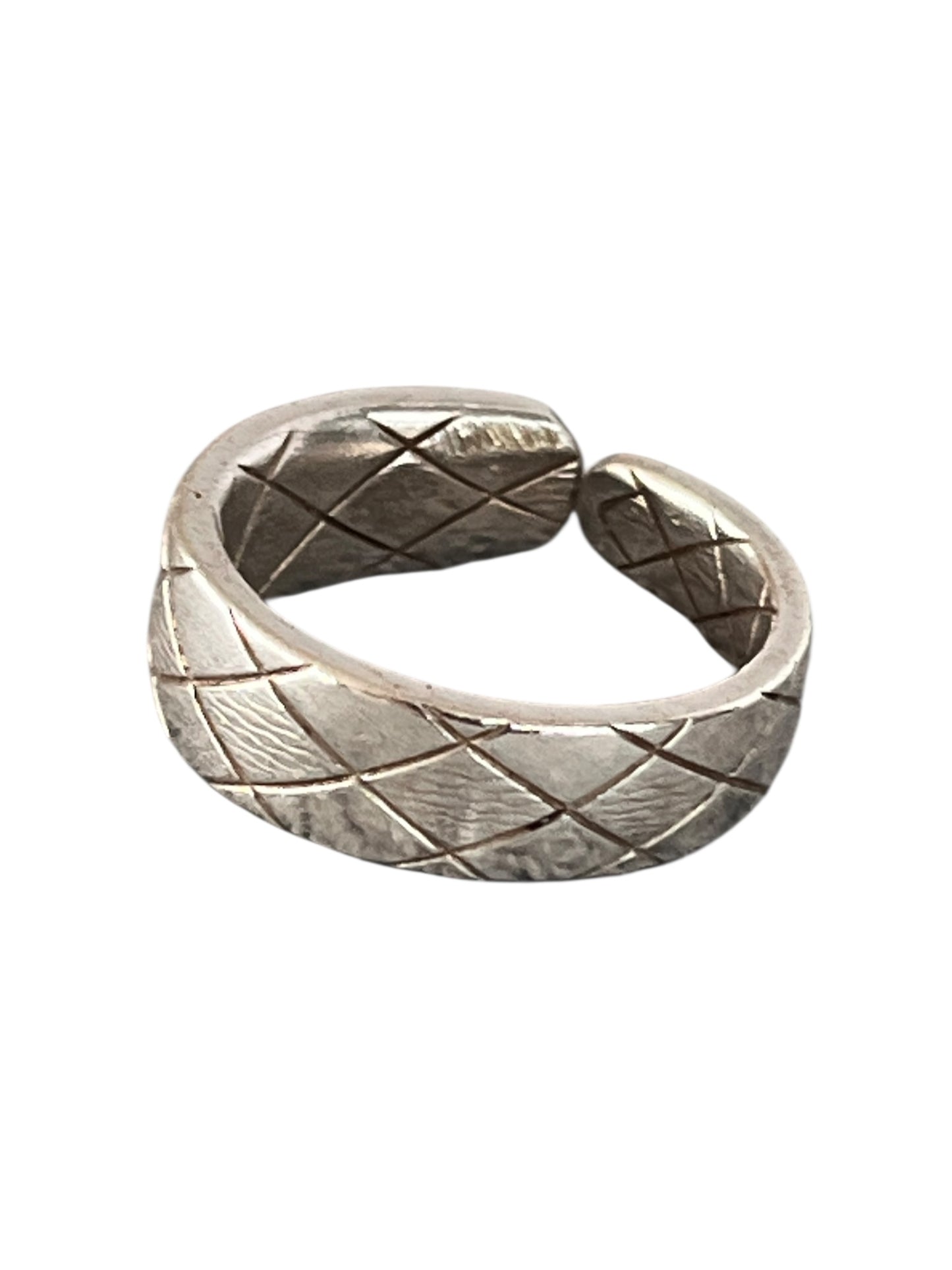 Håndlavet ske ring Harlekin genbrugssmykke ring lavet af ske lavet af Monnas Smykkedesign
