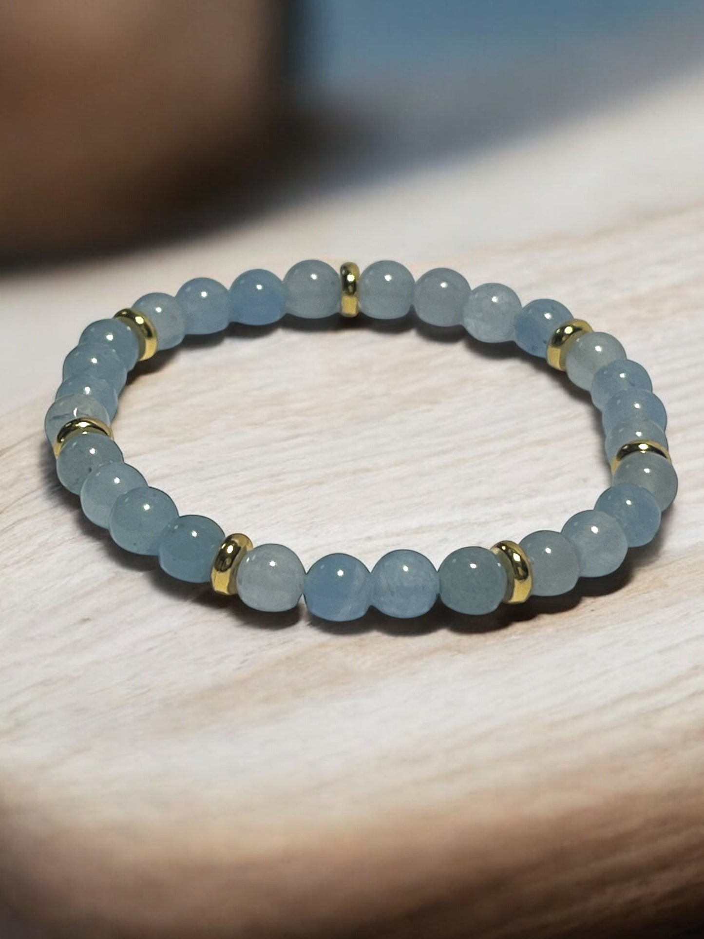 Akvamarine Armbånd 6mm stenperle