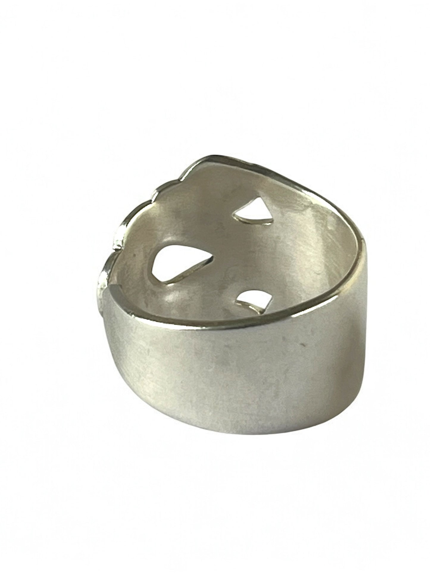 Enkelt men elegant 3 tårnet ring