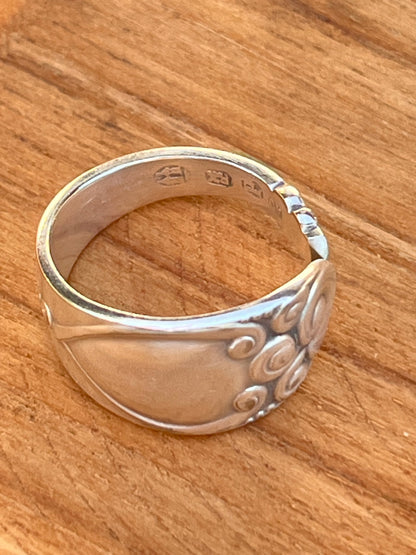 Håndlavet romantisk bestik ring - str 57