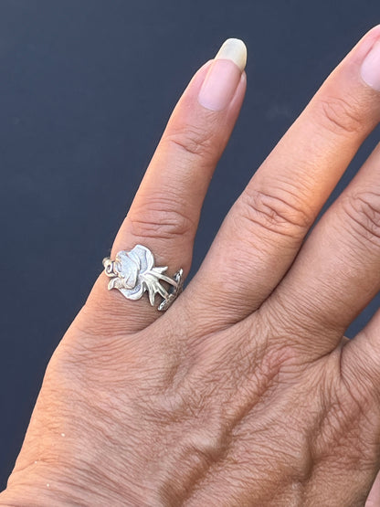 Håndlavet blomster bestikring - str 54 ske ring
