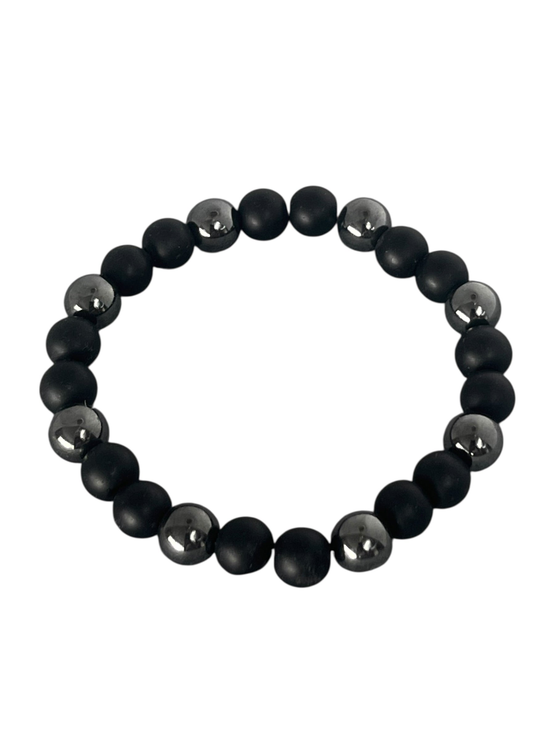 Hæmatit og onyx Krystal armbånd i naturlige smykkesten med organisk struktur og tidløst design, håndlavet med sans for detaljer, lavet af Monnas Smykkedesign