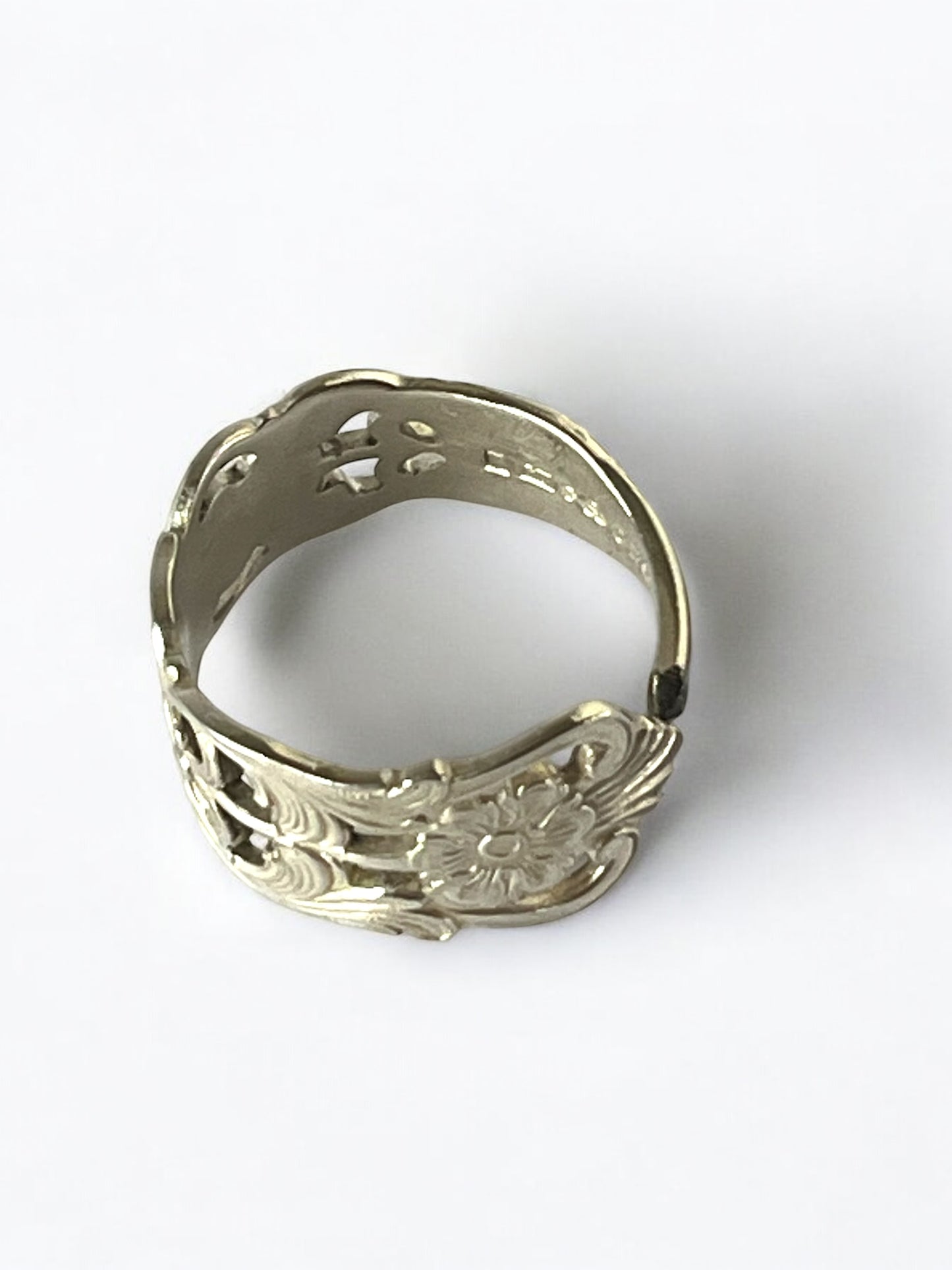 Svensk smuk blomstret teske ring