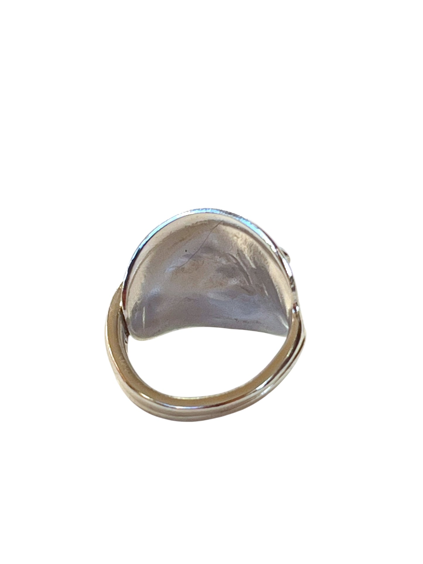 ring af gammelt bestik, håndlavet smykke i genbrugt sølv , lavet af Monnas Smykkedesign 