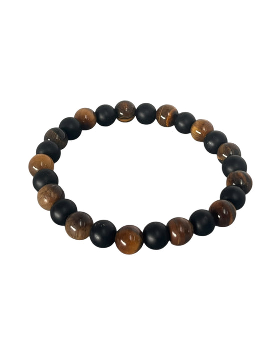 Tigerøje og onyx Krystal armbånd med ægte smykkesten i et roligt og harmonisk udtryk, håndlavet og hver især unikt, lavet af Monnas Smykkedesign