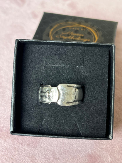 Aku-Aku ring af gammel souvenirske fra Kon-Tiki Museet str 59/61